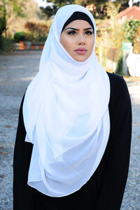 XXL headscarf 160cm X 160cm white