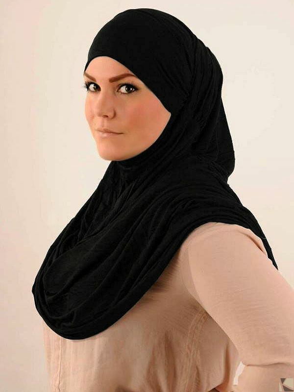 hijab malaisien en viscose noir