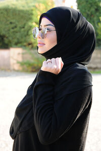 XXL headscarf 160cm X 160cm black
