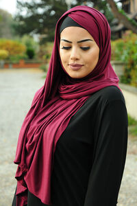 Premium Farah gypten Jersey Hijab - 200 x 80 cm - Hchste Qualitt fr Tragekomfort  bordeaux