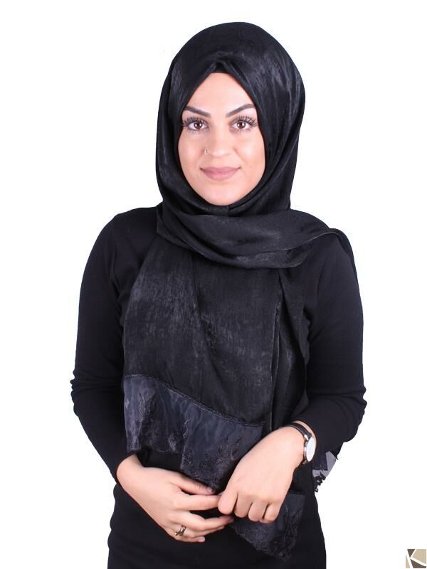 Scarf with lace edge black
